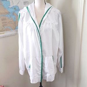 "V SPORT" WHITE/GREEN WINDBREAKER  SZ 26/28